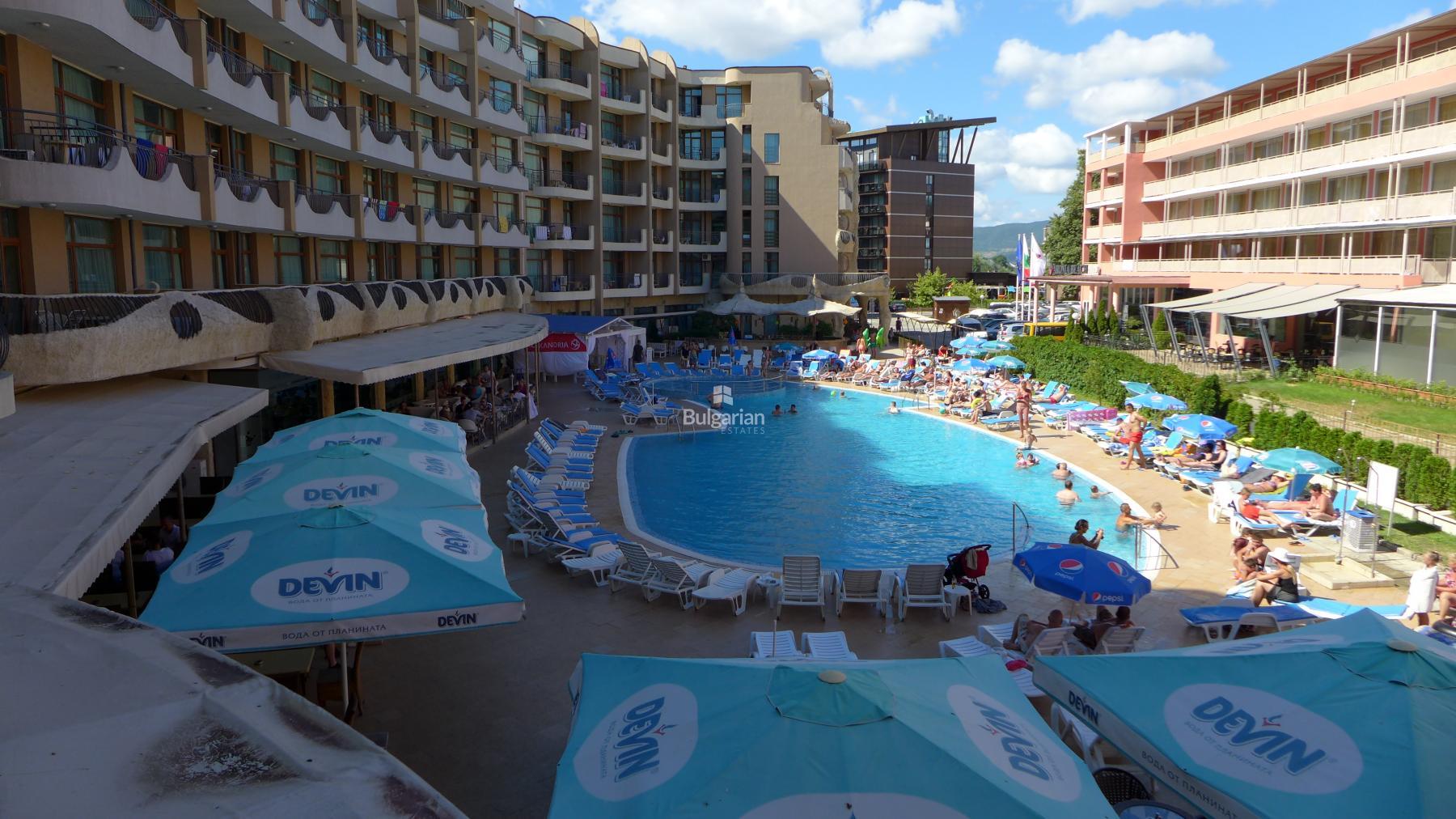 Apartament in Flores Garden complex